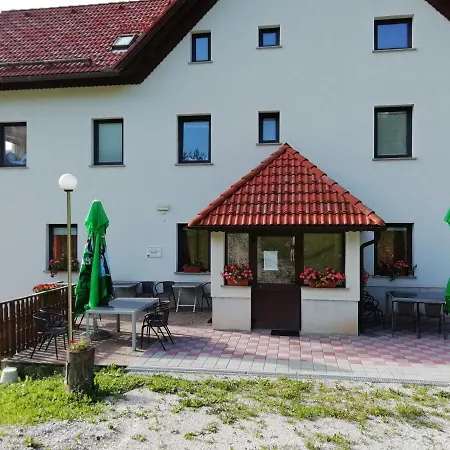 Tourist Farm Zerovc Gorenja Trebusa